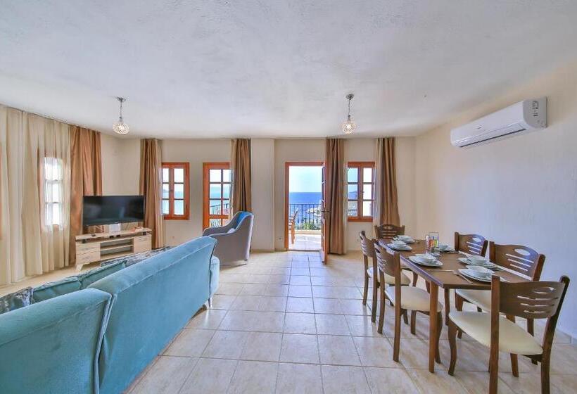 شقة غرفة واحدة مطلة على البحر, Kayahan