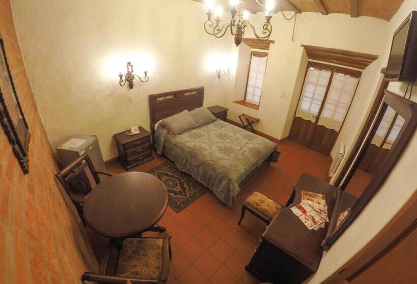 اتاق استاندارد یک نفره, Monasterio
