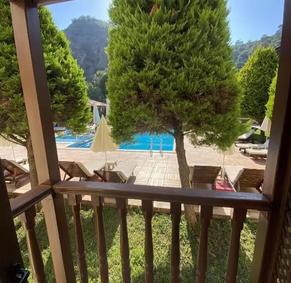 バルコニー付きスタンダードルーム, Oludeniz