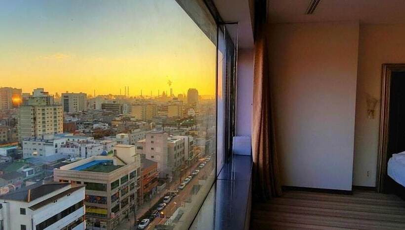 Suite Executiva, Philos