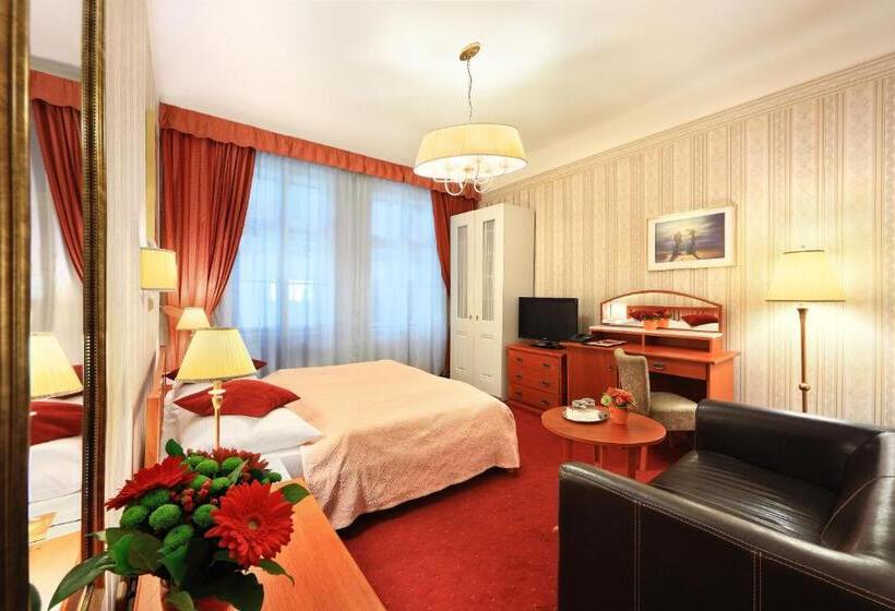 اتاق استاندارد, Salvator