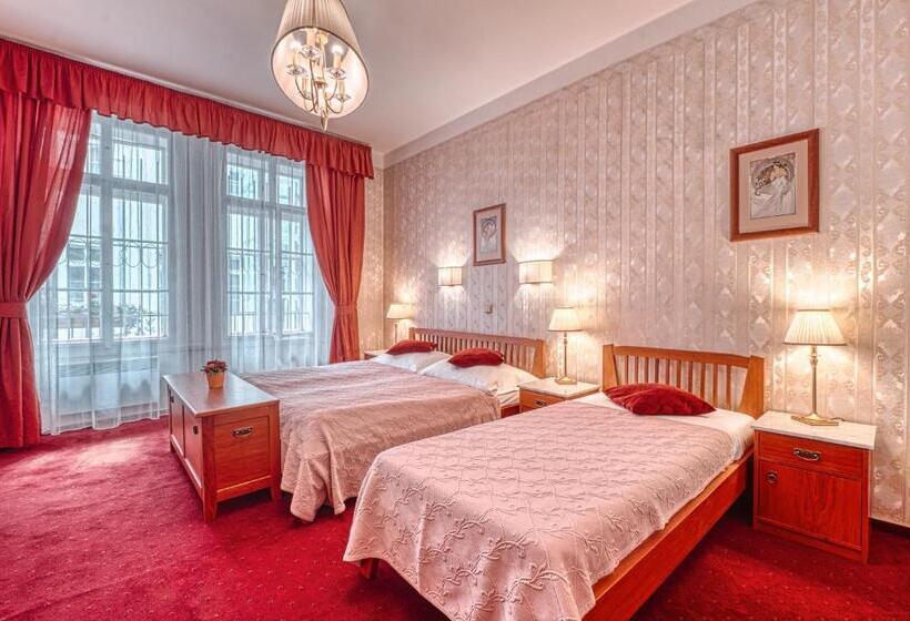 آپارتمان 1 خوابه, Salvator