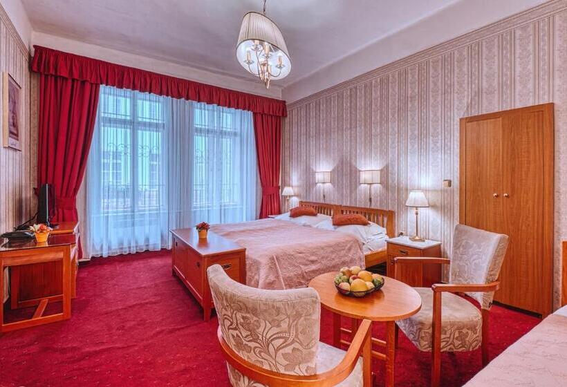 آپارتمان 1 خوابه, Salvator