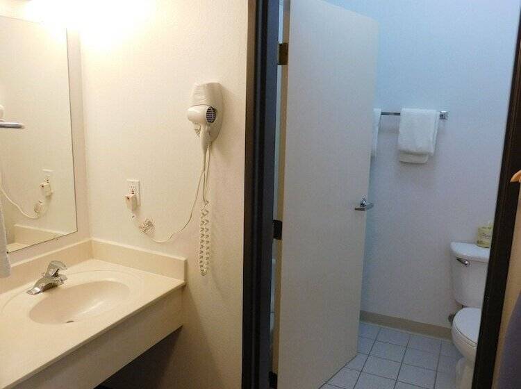 Люкс, Surestay Plus Hotel By Best Western Coralville Iowa City