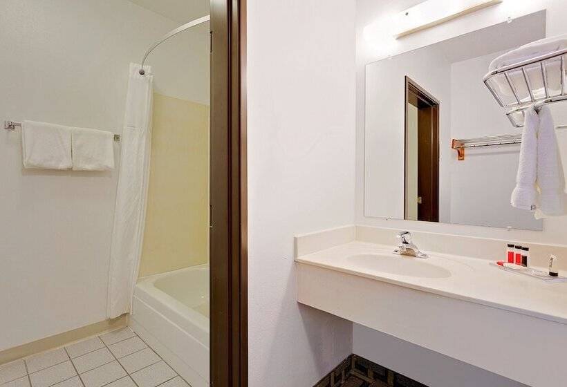 جناح, Surestay Plus Hotel By Best Western Coralville Iowa City