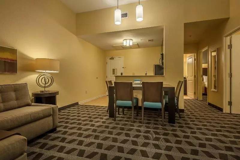 スイート, Towneplace Suites Dallas Desoto
