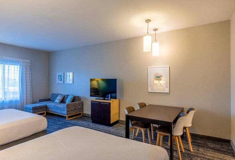이그제큐티브 스위트, Towneplace Suites Dallas Desoto