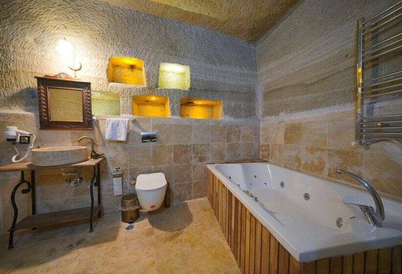 패밀리 룸, Travel Inn Cave