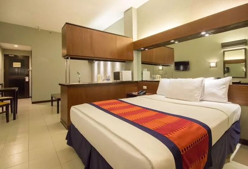 スイート, Microtel By Wyndham Eagle Ridge