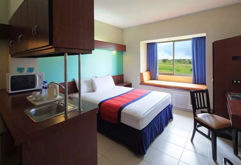 スイート, Microtel By Wyndham Eagle Ridge