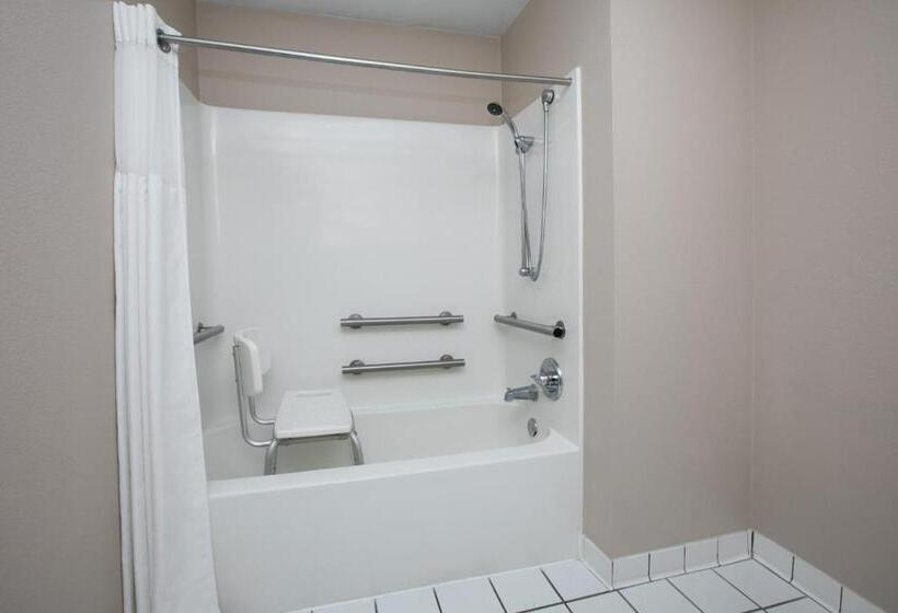 غرفة ديلوكس لذوى الاحتياجات الخاصة, Baymont By Wyndham Lawton