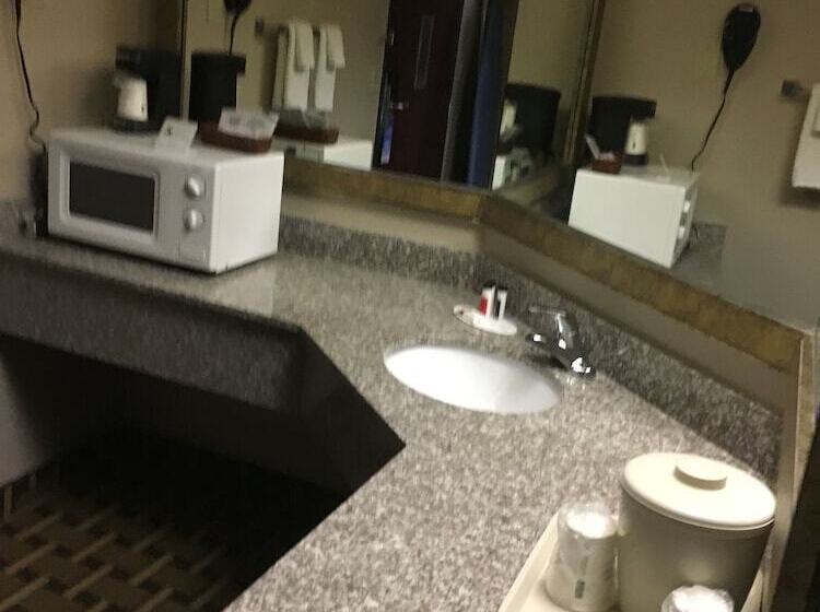 غرفة بيزنس, Baymont By Wyndham Lawton