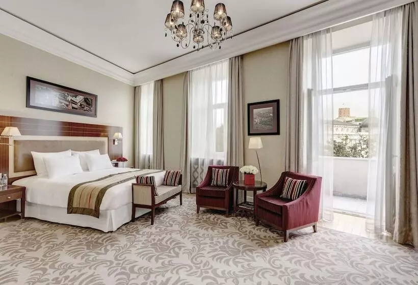 اتاق لوکس با بالکن, Grand Hotel Vilnius, Curio Collection By Hilton