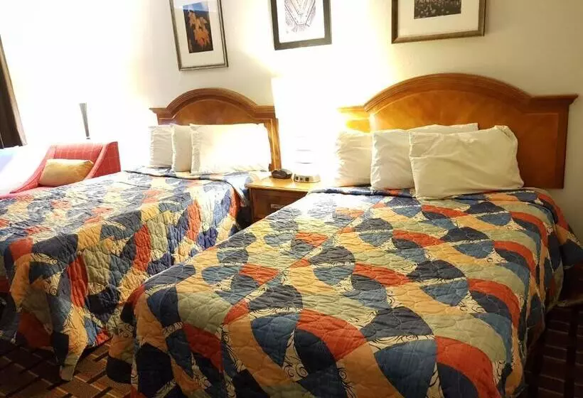 ２ダブルベッドのスタンダードルーム, Le Mars Inn And Suites