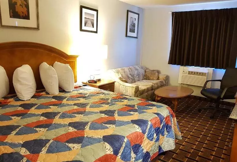 キングサイズベッドのスイートルーム, Le Mars Inn And Suites