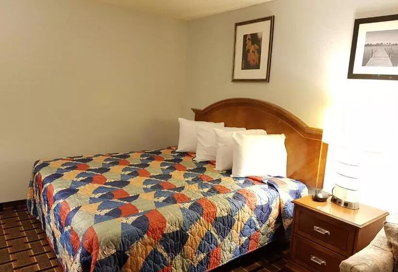 キングサイズベッドのスタンダードルーム, Le Mars Inn And Suites