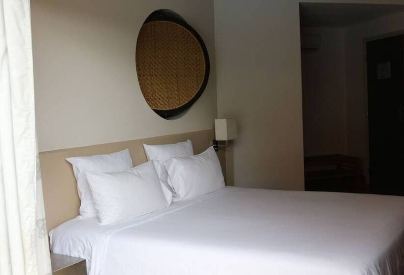 اتاق سوپریور, Radisson Hotel Tamboho Waterfront Antananarivo