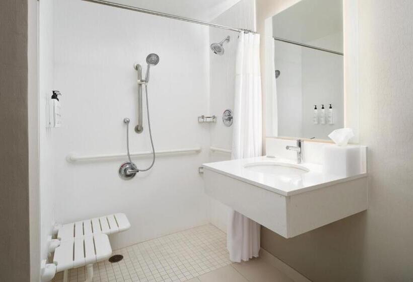 스탠다드 스튜디오, Springhill Suites Boulder Longmont