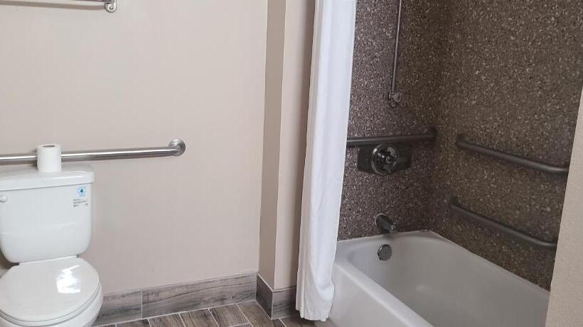 キングサイズベッドのデラックススイート, Super 8 By Wyndham Lubbock West