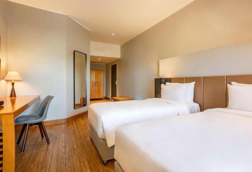 اتاق سوپریور, Radisson Hotel Tamboho Waterfront Antananarivo