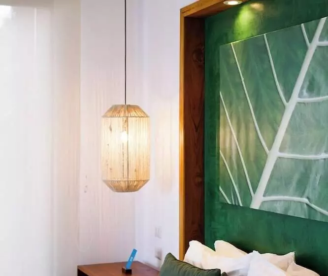 Superior Room, Arenas Del Mar Beachfront & Rainforest Resort Member Of The Cayuga Collection