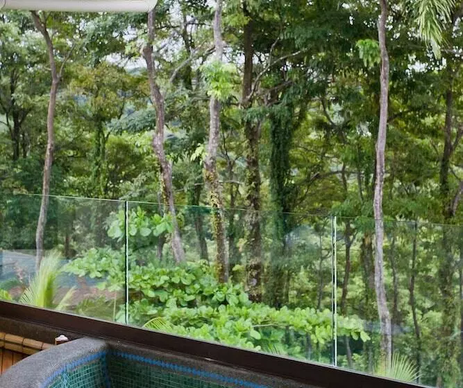 Suite, Arenas Del Mar Beachfront & Rainforest Resort Member Of The Cayuga Collection