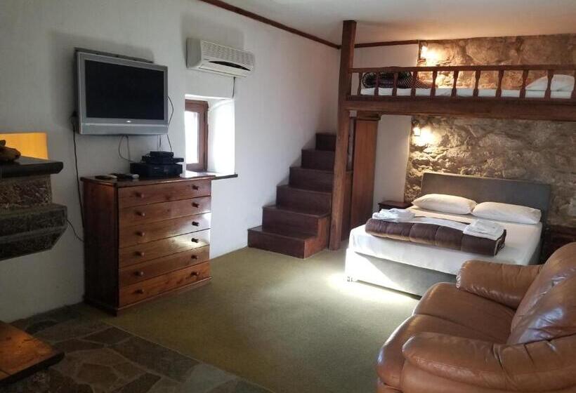 海の見える1ベッドルームアパートメント, Avgonima All Seasons