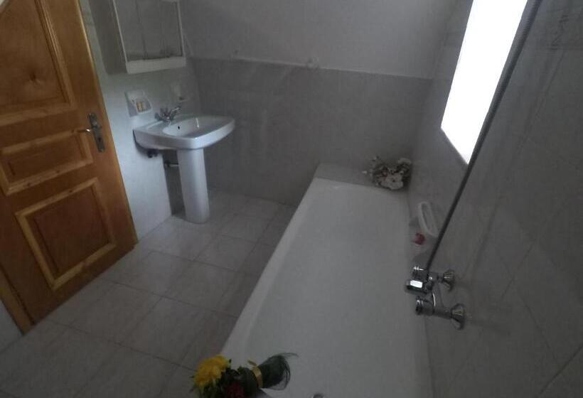 テラス付き1ベッドルームアパートメント, Avgonima All Seasons