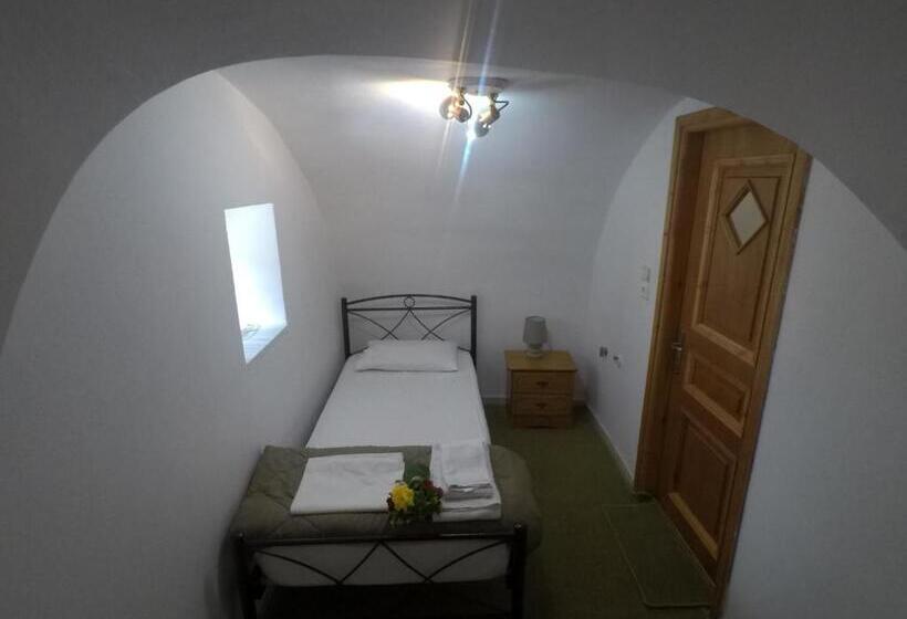 テラス付き1ベッドルームアパートメント, Avgonima All Seasons