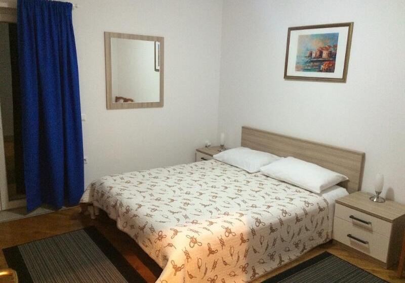 스탠다드 발코니 룸, Villa Royal