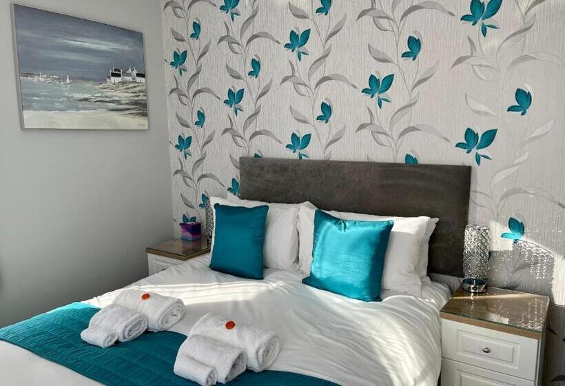 اتاق سوپریور با تخت بزرگ, Bentley Lodge