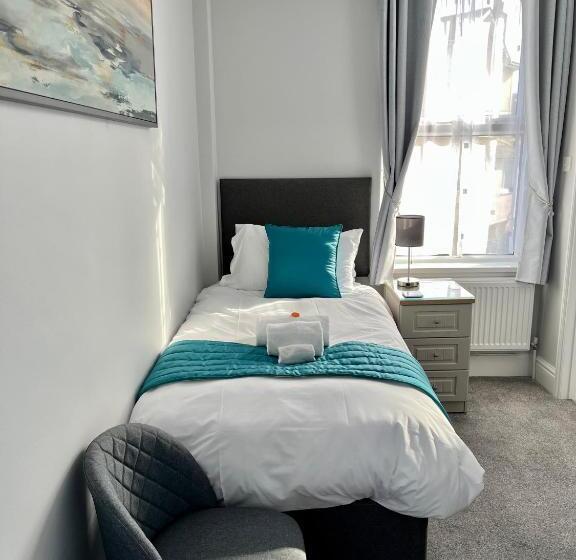 اتاق سوپریور سه تخته, Bentley Lodge