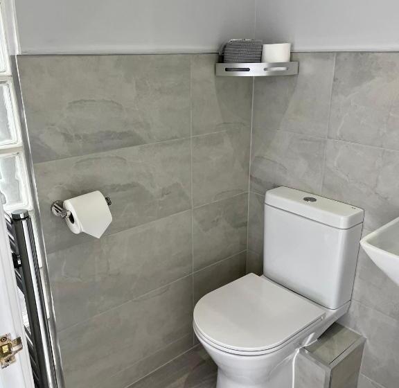 اتاق استاندارد با تخت بزرگ, Bentley Lodge