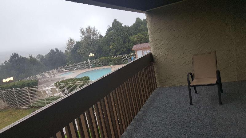 جناح جونيور سرير كينج, Best Western Pine Springs Inn