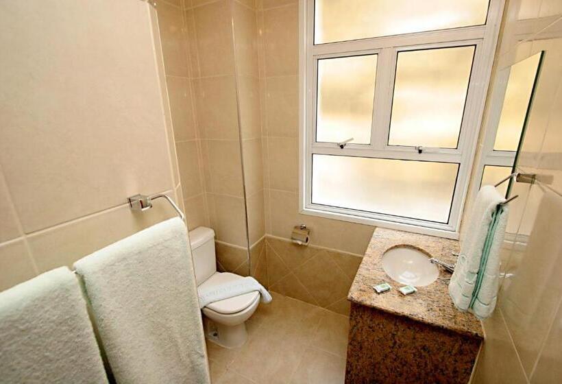 Háromágyas Standard Szoba, Cinelandia