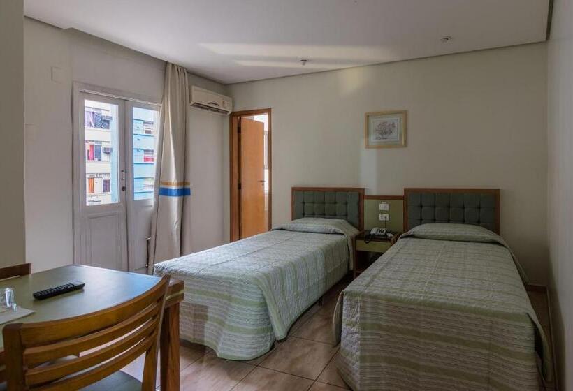 Standard Szoba, Cinelandia