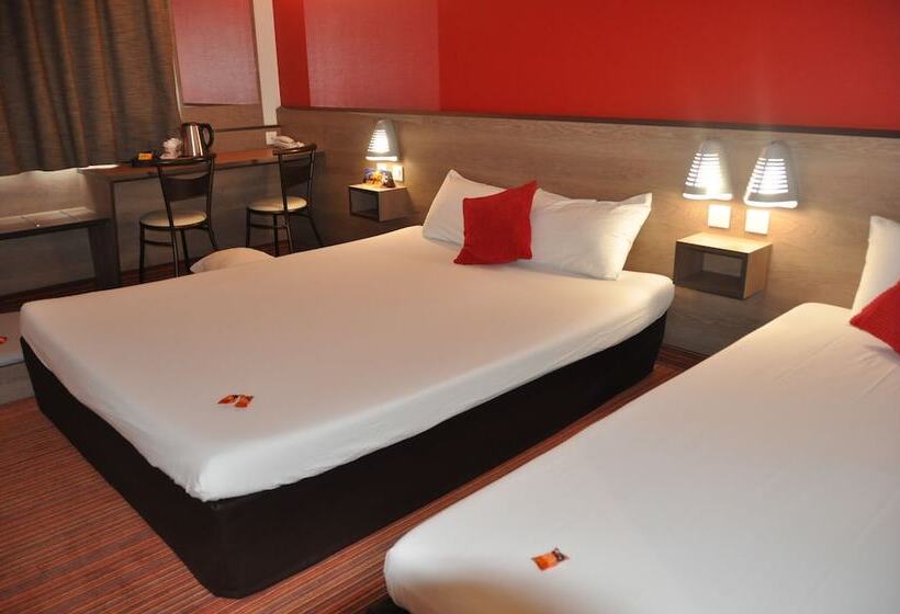 اتاق استاندارد سه نفره, Clermont Estaing