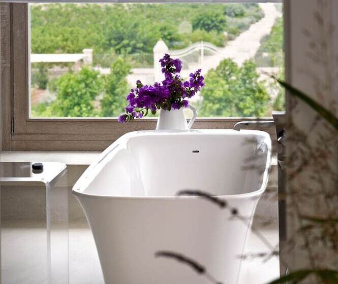 جناح سوبيريور, Furnirussi Tenuta