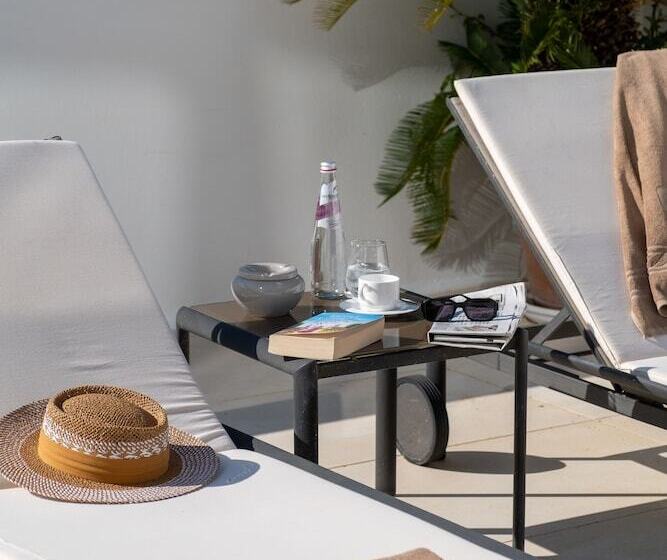 جناح رئاسى, Furnirussi Tenuta