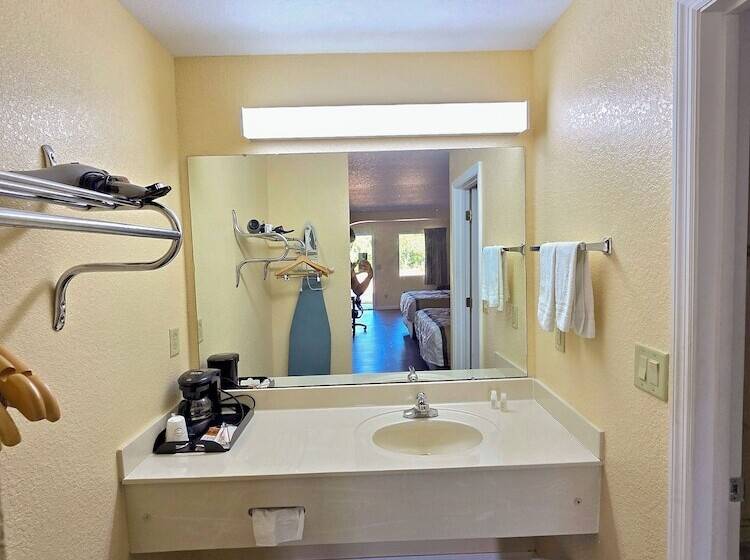 جناح, Garden Inn And Suites Near Callaway Gardens Pine Mountain