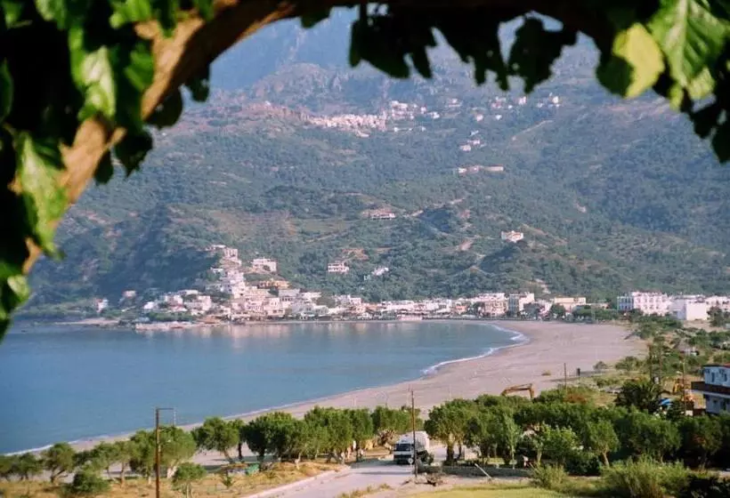 ファミリールーム, Plakias Bay