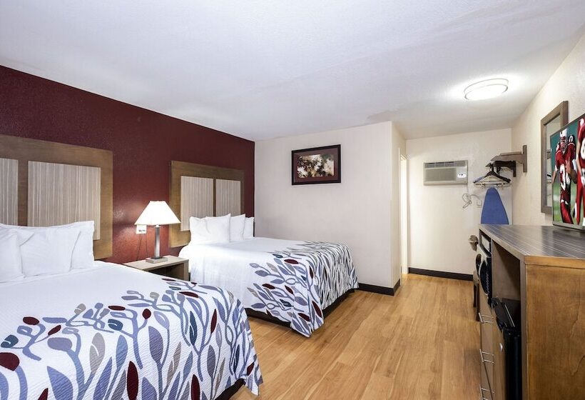 غرفة ديلوكس, Red Roof Inn Neptune  Jersey Shore