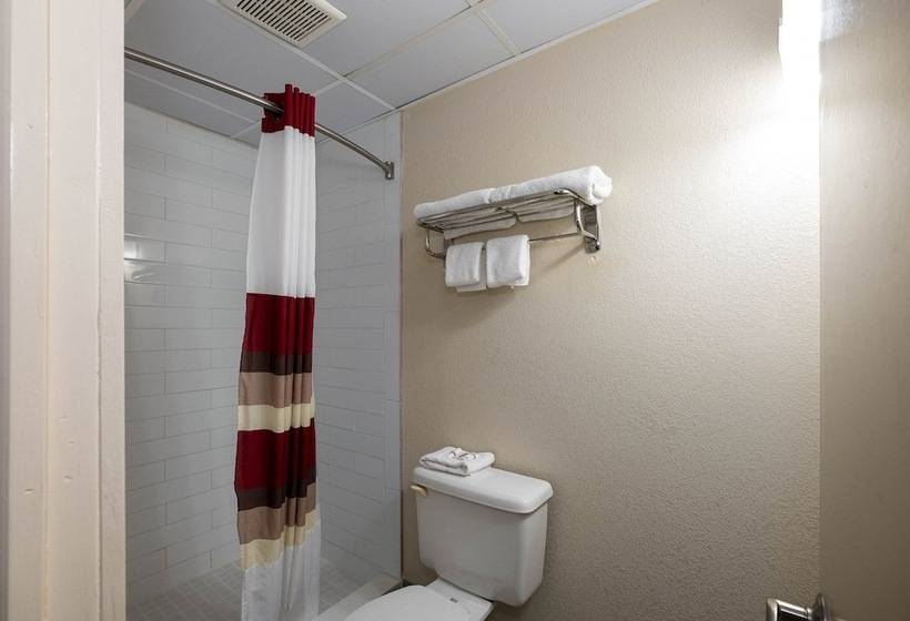 غرفة سوبيريور, Red Roof Inn Neptune  Jersey Shore