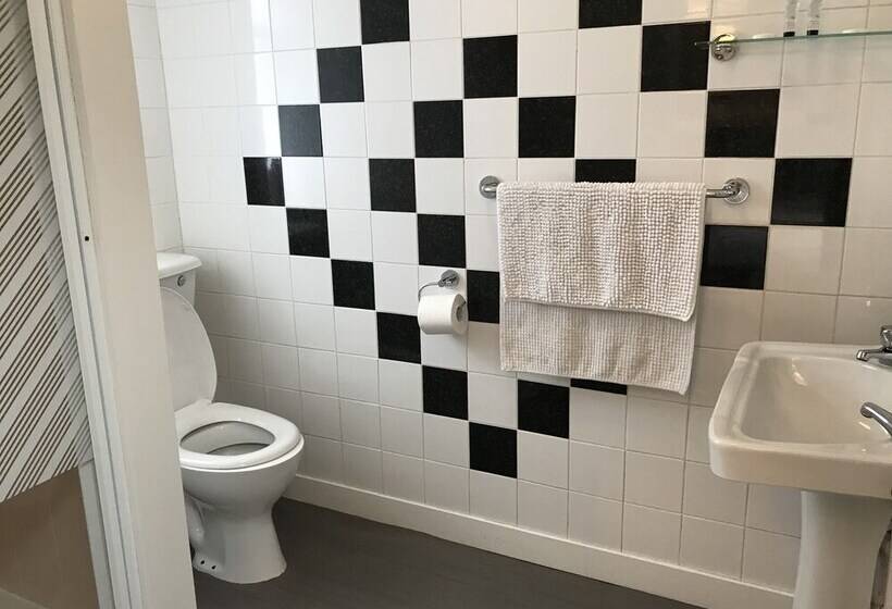 اتاق خانوادگی, Rembrandt Guest House