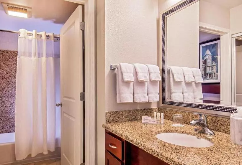 キングサイズベッドのスイートルーム, Residence Inn By Marriott Yonkers Westchester County
