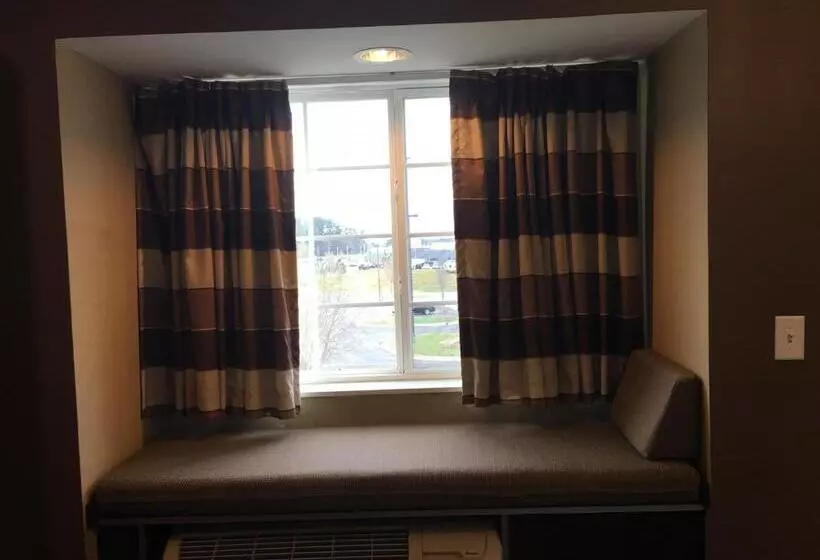 身障者適用スタンダードルーム, Microtel By Wyndham Perry National Fairground Area I 75