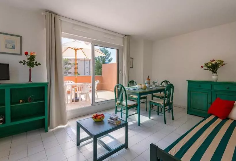 استودیوی استاندارد, Lagrange Vacances Le Domaine Des Grands Pins