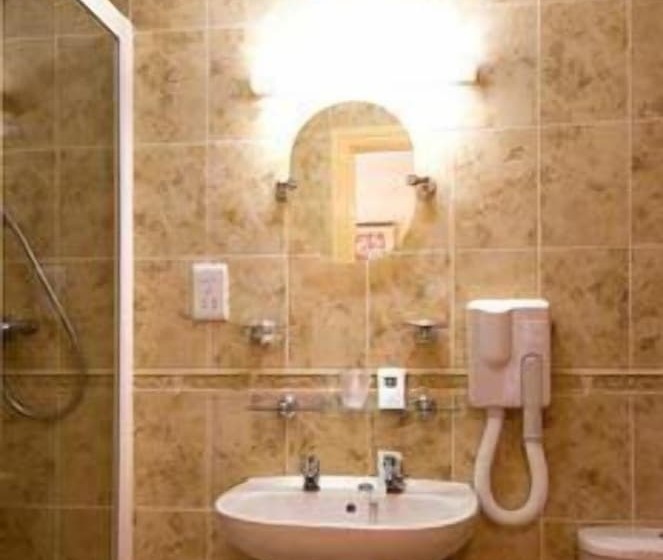 غرفة قياسية, Roebuck Inn