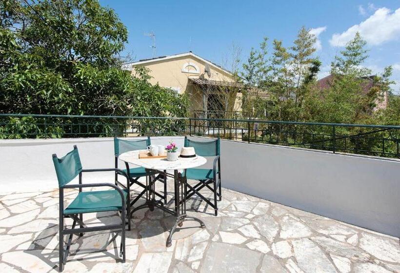 شقة غرفة واحدة, Balaris Apartments