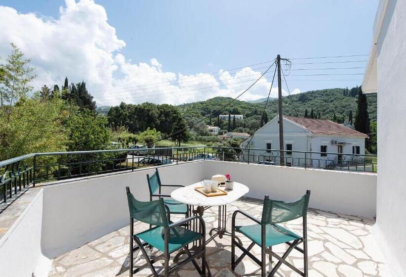 شقة غرفة واحدة, Balaris Apartments